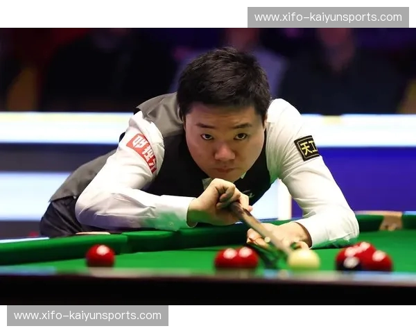 绝代双骄的跨时空对话:丁俊晖vs亨得利,斯诺克历史长河中的权杖交接与意志博弈 绝代双骄的跨时空对话:丁俊晖vs亨得利,斯诺克历史长河中的权杖交接与意志博弈